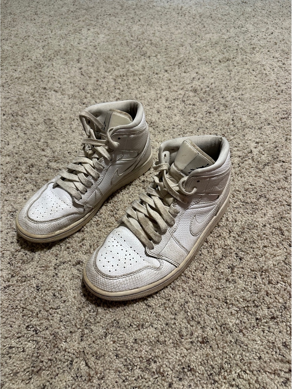 Nike Air Jordan 1 Mid White Sneakers Size 9